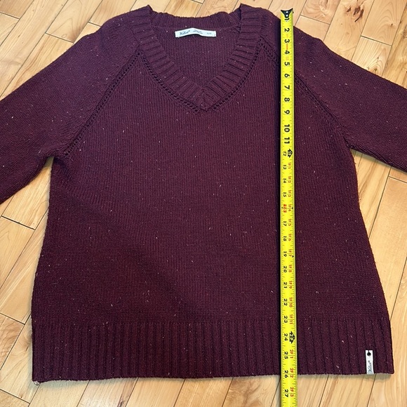 Woolrich V-Neck Sweater - Picture 8 of 10
